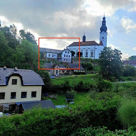 Apartman Postolka Branná Extérieur photo